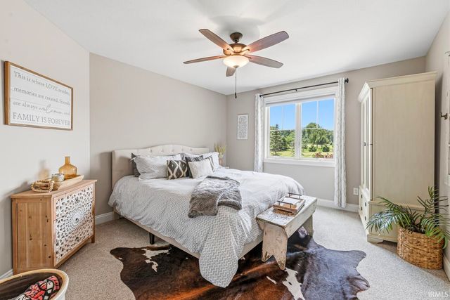 56472 Sylvan Meadows Lane, Bristol, IN 46507
