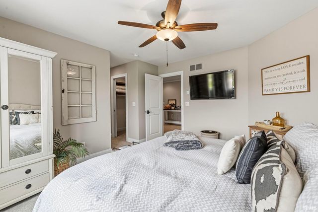 56472 Sylvan Meadows Lane, Bristol, IN 46507