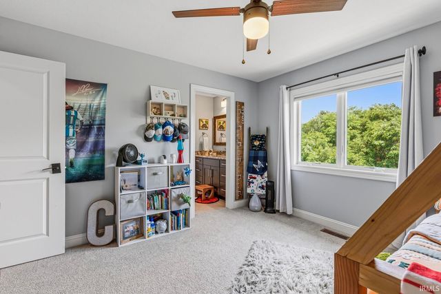 56472 Sylvan Meadows Lane, Bristol, IN 46507
