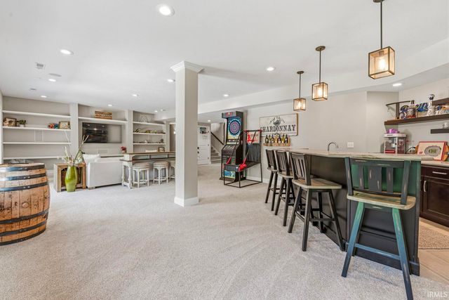 56472 Sylvan Meadows Lane, Bristol, IN 46507