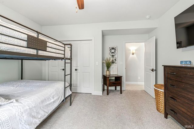 56472 Sylvan Meadows Lane, Bristol, IN 46507