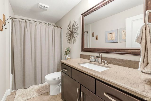 56472 Sylvan Meadows Lane, Bristol, IN 46507