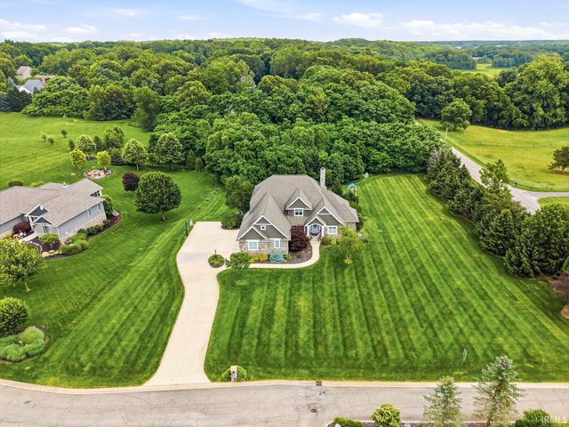 56472 Sylvan Meadows Lane, Bristol, IN 46507
