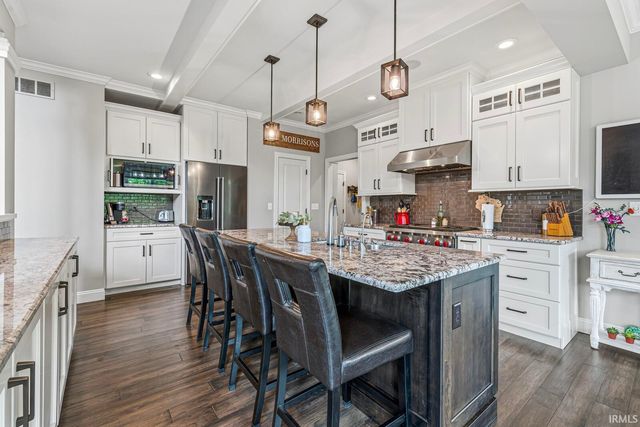 56472 Sylvan Meadows Lane, Bristol, IN 46507