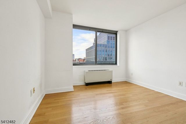 1 Spring St 1004, New Brunswick City, NJ 08901