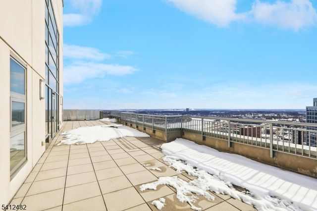 1 Spring St 1004, New Brunswick City, NJ 08901