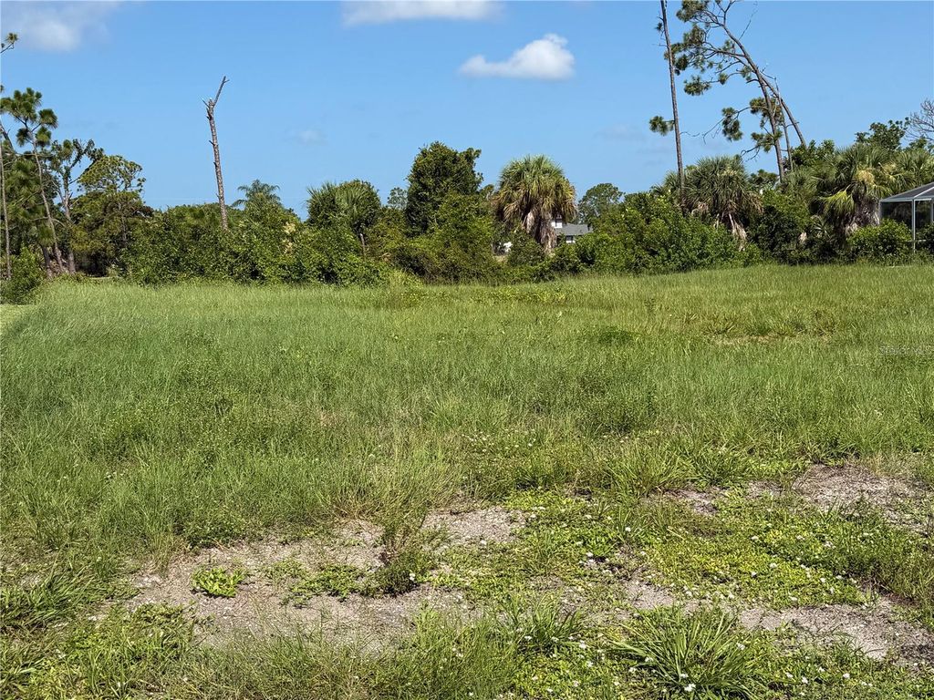 198 FAIRWAY ROAD, Rotonda West, FL 33947