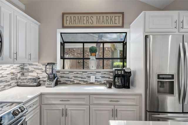 267 E Rainbow Ridge Circle, Spring, TX 77381