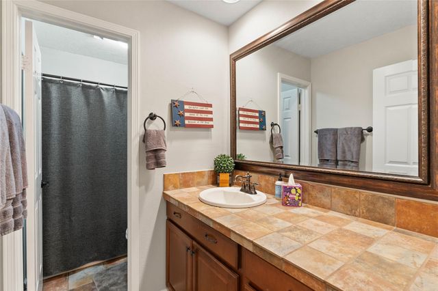 267 E Rainbow Ridge Circle, Spring, TX 77381