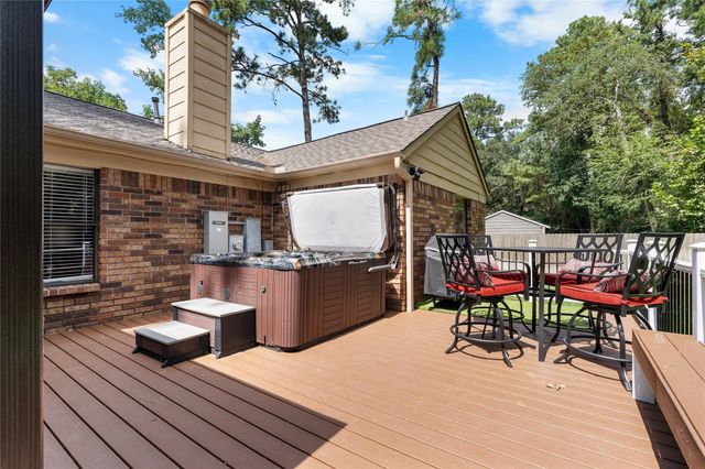 267 E Rainbow Ridge Circle, Spring, TX 77381
