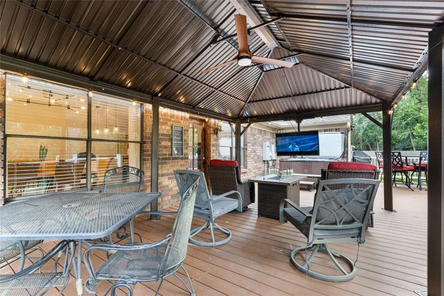 267 E Rainbow Ridge Circle, Spring, TX 77381