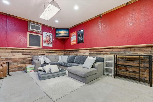 7119 NE 24TH LOOP, High Springs, FL 32643