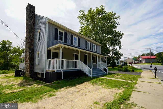 28-30 E MAIN ST, Newark, DE 19702