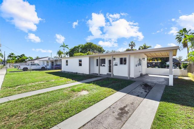 10750 SW 43rd Ln, Miami, FL 33165