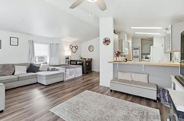 7908 Rancho Fanita Dr SPC 17, Santee, CA 92071