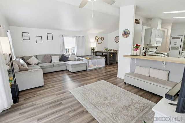 7908 Rancho Fanita Dr SPC 17, Santee, CA 92071