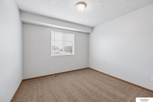 1120 Geranium Drive, Lincoln, NE 68521