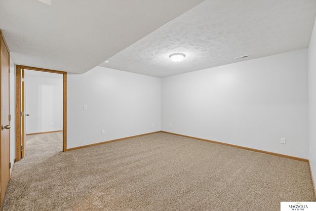 1120 Geranium Drive, Lincoln, NE 68521