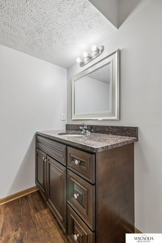 1120 Geranium Drive, Lincoln, NE 68521