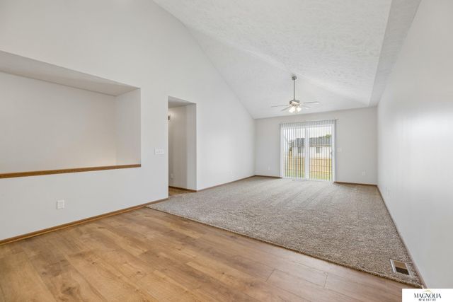 1120 Geranium Drive, Lincoln, NE 68521