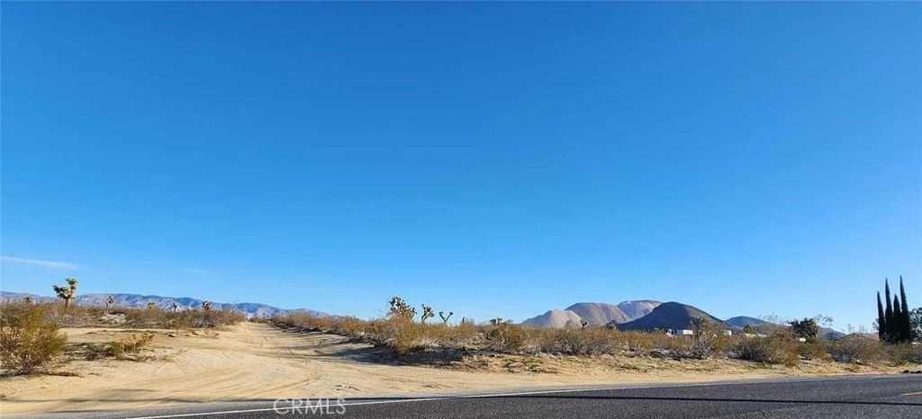 Image 1 of property listing at 5201 Backus Road, Mojave, CA 93501