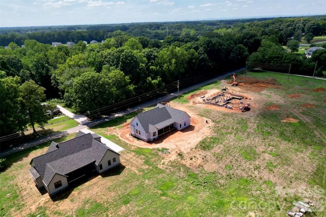 355 New Salem Road 3, Statesville, NC 28625