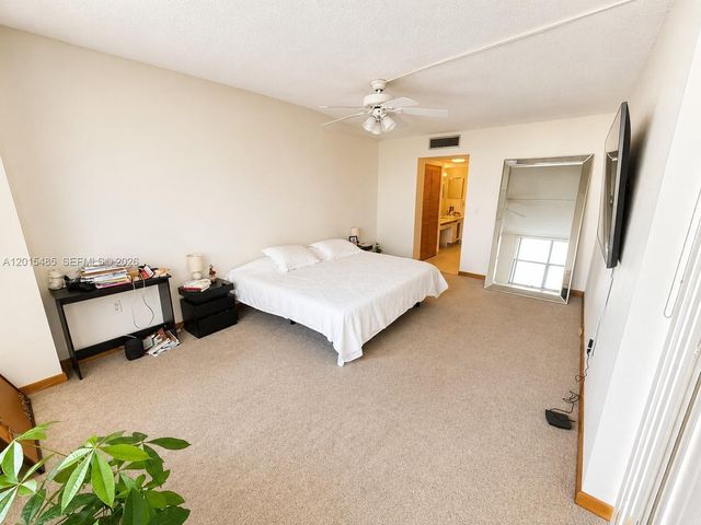 3375 N Country Club Dr 407, Aventura, FL 33180