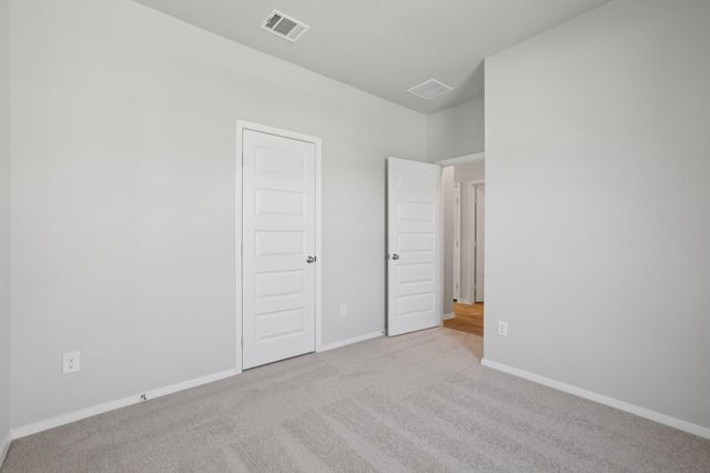 134 Summer DR, Elgin, TX 78621