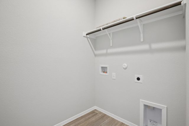 134 Summer DR, Elgin, TX 78621