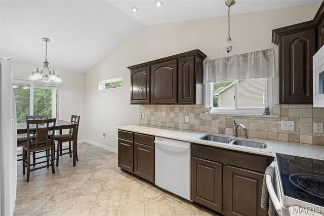 2330 Garden Lane, Festus, MO 63028