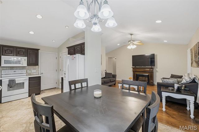 2330 Garden Lane, Festus, MO 63028