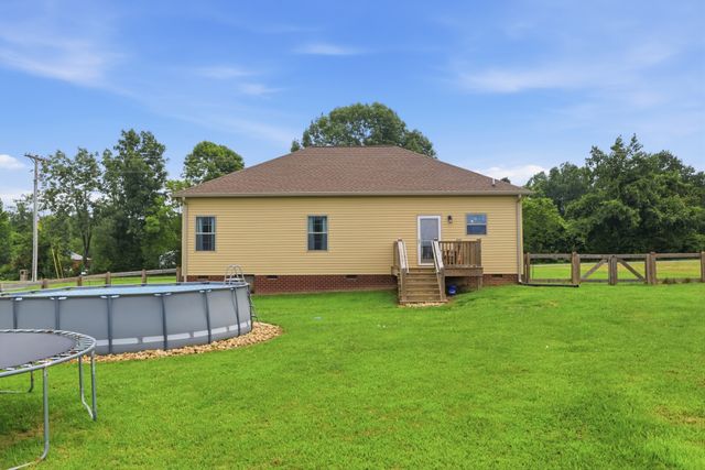 731 Mount Vernon Rd, Bethpage, TN 37022