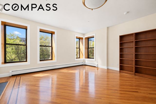 370 St Nicholas Avenue PH5B, New York City, NY 10027