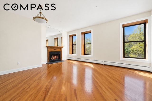 370 St Nicholas Avenue PH5B, New York City, NY 10027