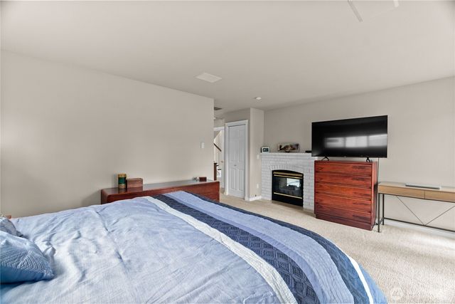 6543 Turnberry Lane SE, Olympia, WA 98501