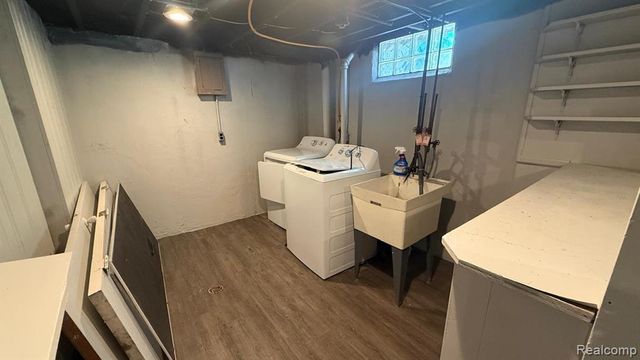 29614 Rosslyn Avenue, Garden City, MI 48135