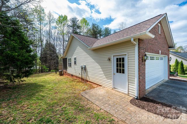 3410 Overbrook Drive, Conover, NC 28613