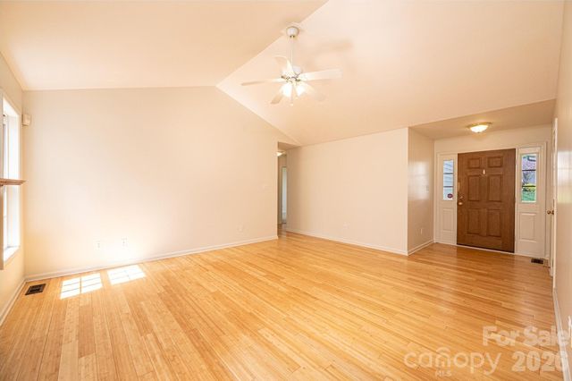 3410 Overbrook Drive, Conover, NC 28613