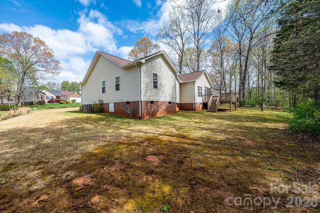 3410 Overbrook Drive, Conover, NC 28613