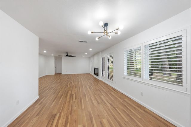 1303 Mustang Trail, Houston, TX 77339