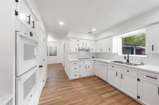 1303 Mustang Trail, Houston, TX 77339
