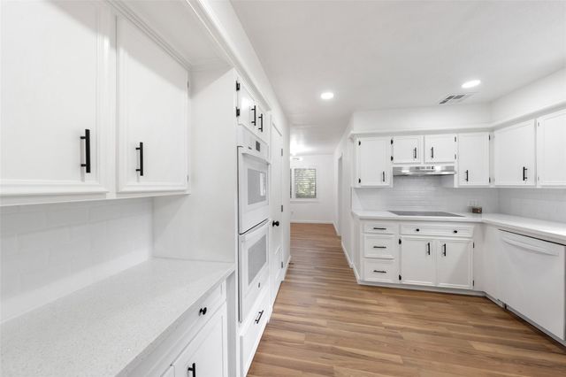 1303 Mustang Trail, Houston, TX 77339