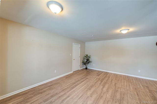 27 El Camino Court 27, Coram, NY 11727