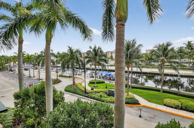 625 Casa Loma Boulevard 304, Boynton Beach, FL 33435