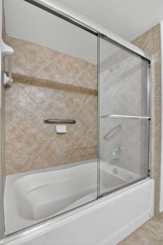 625 Casa Loma Boulevard 304, Boynton Beach, FL 33435
