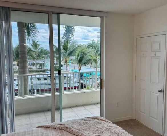 625 Casa Loma Boulevard 304, Boynton Beach, FL 33435