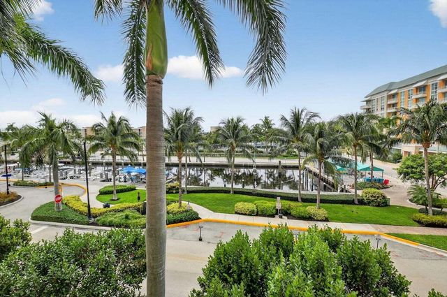 625 Casa Loma Boulevard 304, Boynton Beach, FL 33435
