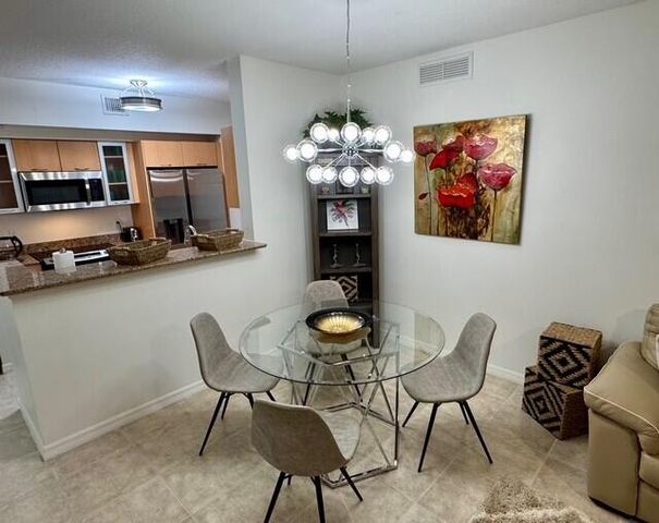 625 Casa Loma Boulevard 304, Boynton Beach, FL 33435