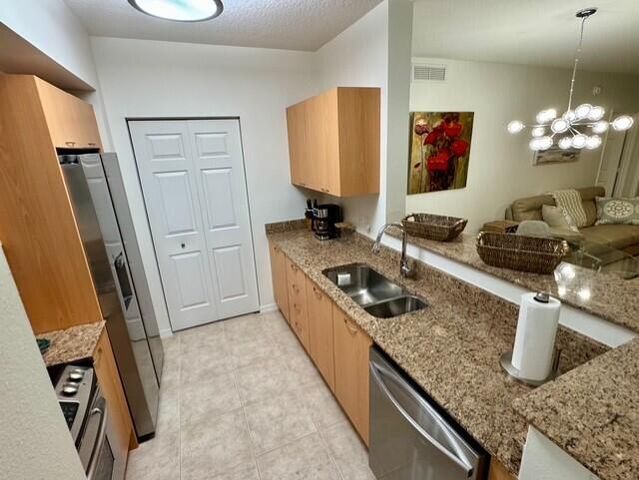 625 Casa Loma Boulevard 304, Boynton Beach, FL 33435