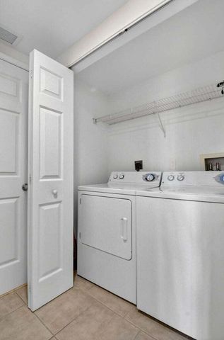 625 Casa Loma Boulevard 304, Boynton Beach, FL 33435